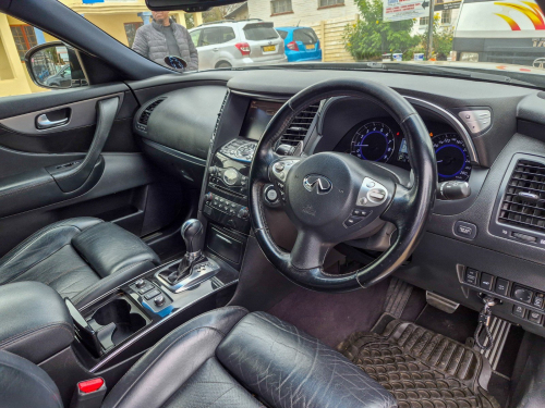 Infiniti FX50S PRM in Botswana