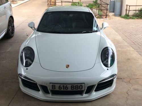 Pre-owned Porsche 911 CARRERA for sale in 