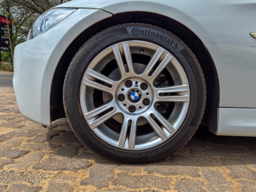 BMW 325i in Botswana