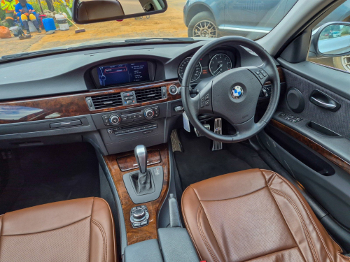 BMW 325i in Botswana