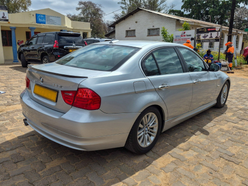 BMW 325i in Botswana
