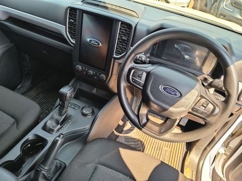 Ford Ranger XL 2.0L A/T in Botswana