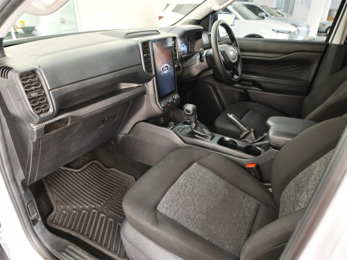 Ford Ranger XL 2.0L A/T in Botswana