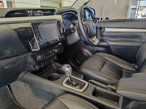Toyota Hilux Raider 2.8GD-6 4x4 A/T in Botswana