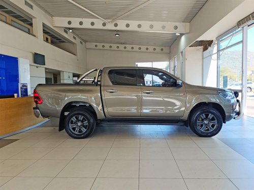 Toyota Hilux Raider 2.8GD-6 4x4 A/T in Botswana