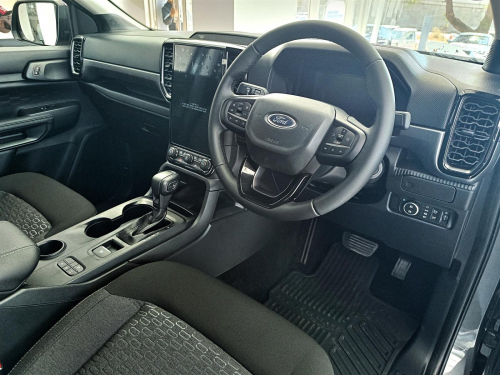 Ford Ranger XLT 2.0L A/T 4x2 in Botswana