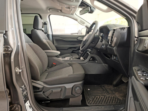 Ford Ranger XL 2.0L A/T in Botswana