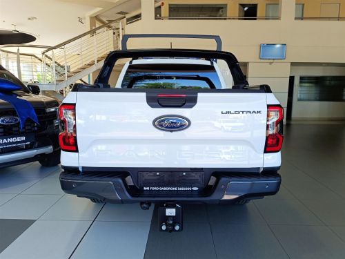 Ford Wildtrak 4x4 in Botswana