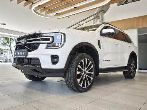 Ford Everest Platinum AWD 3.0L A/T10 in Botswana