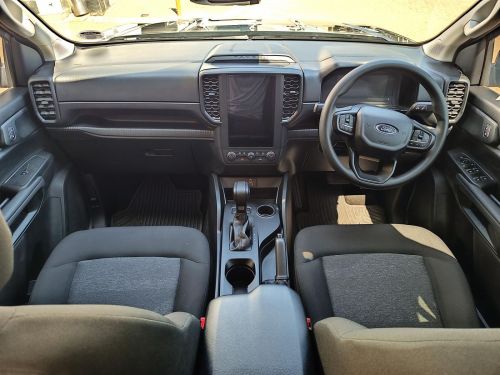 Ford Ranger XL 2.0L A/T in Botswana