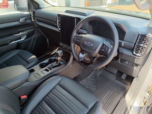 Ford Everest Sport 7 Seater in Botswana