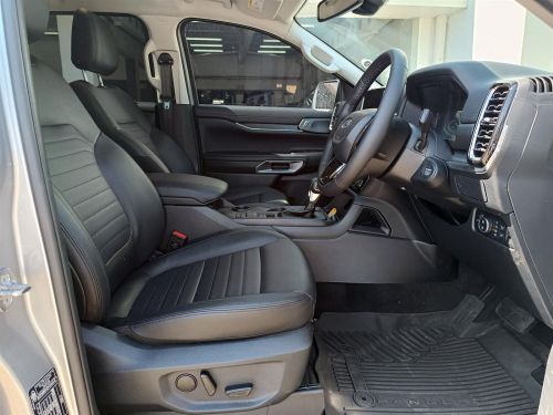 Ford Everest Sport 7 Seater in Botswana