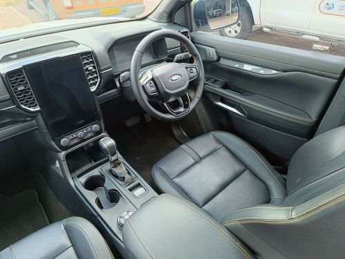 Ford Ranger Wildtrak Bi-Turbo A/T in Botswana