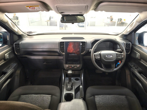 Ford Ranger XL 2.0L A/T in Botswana