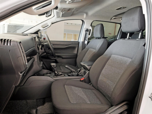 Ford Ranger XL 2.0L A/T in Botswana