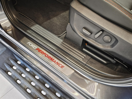 Ford Ranger Raptor 3.0L V6 Twin-Turbo EcoBoost 10AT in Botswana