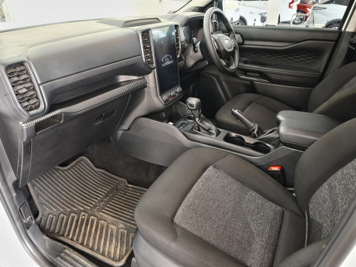 Ford Ranger XL 10 Speed 2.0L A/T in Botswana