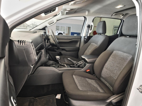 Ford Ranger XL 10 Speed 2.0L A/T in Botswana