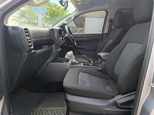 Ford Ranger XL 2.0L A/T in Botswana