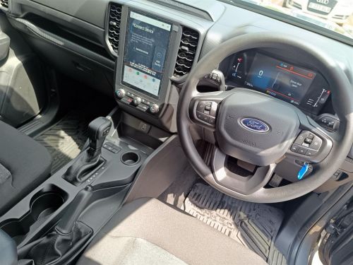 Ford Ranger XL 2.0L A/T in Botswana
