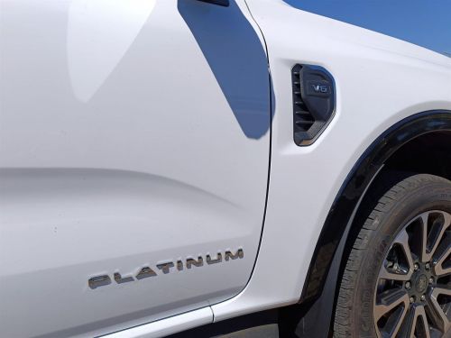 Ford Ranger Platinum 3.0L V6 in Botswana