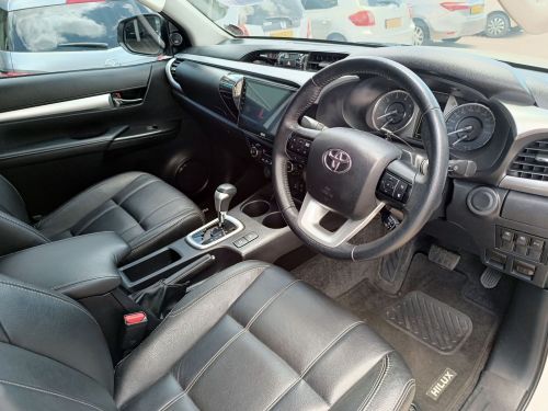 Toyota Hilux 2.8 Legend 50 in Botswana