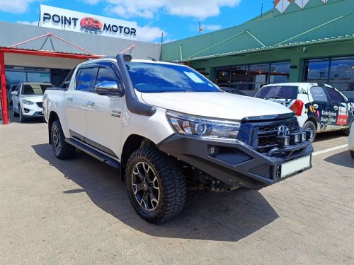 Pre-owned Toyota Hilux Legend 50 2.8GD-6 4x4 A/T for sale in 
