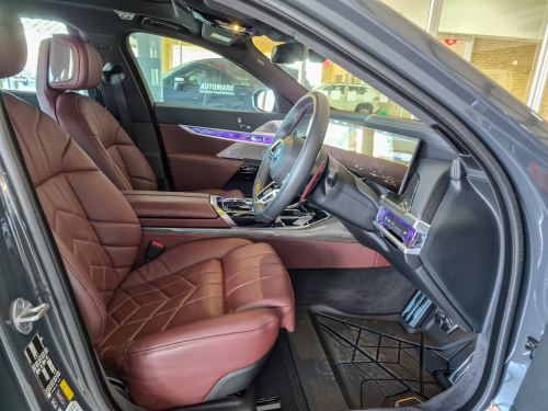 BMW M760e X-Drive in Botswana
