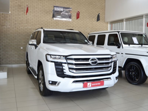 Used Toyota Land Cruiser 300 Series 3.3TD V6 ZX for sale in Gaborone