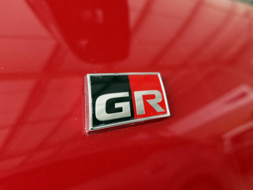 Toyota Hilux Raider 2.8GD-6 4x4 GR-Sport in Botswana