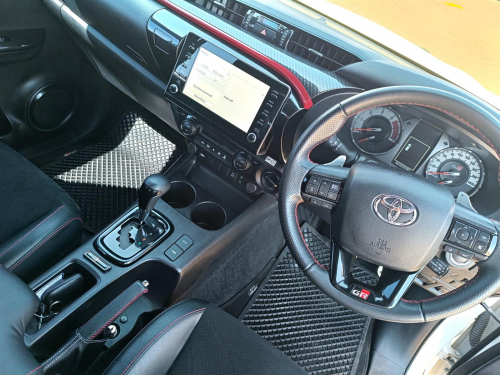 Toyota Hilux GR-Sport II 2.8 GD-6 4x4 in Botswana