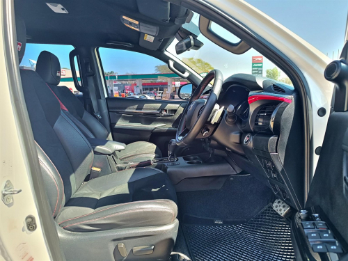 Toyota Hilux GR-Sport II 2.8 GD-6 4x4 in Botswana