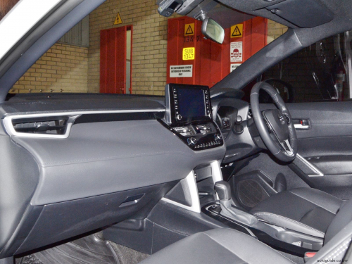 Toyota Corolla Cross XS CVT 1.8 AT in Botswana