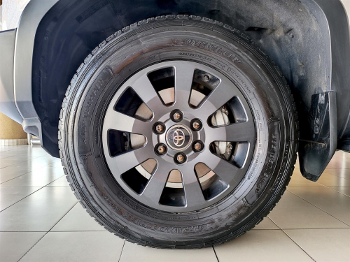 Toyota Prado VX-R 2.8GD TX in Botswana
