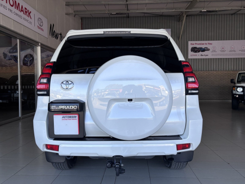 Toyota Land Cruiser  PRADO 2.8 GD-6 TX in Botswana
