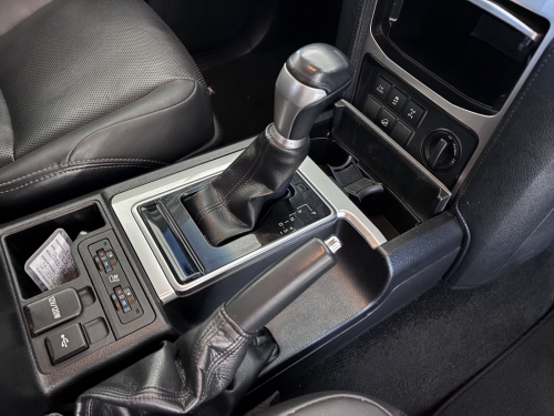 Toyota TOYOTA LAND CRUISER PRADO 2.8 GD-6 TX in Botswana