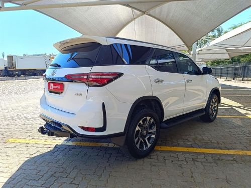 Toyota Fortuner 2.8 GD6 VX 4x4 AT in Botswana