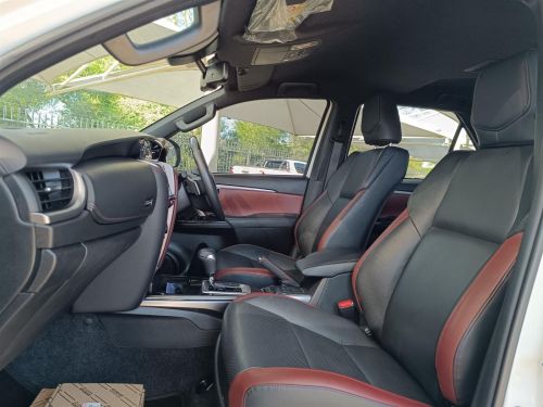 Toyota Fortuner 2.8 GD6 VX 4x4 AT in Botswana