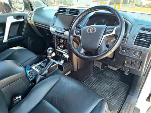 Toyota Land Cruiser Prado VX 2.8 GD-6 in Botswana