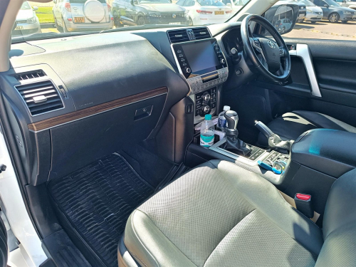 Toyota Land Cruiser Prado VX 2.8 GD-6 in Botswana