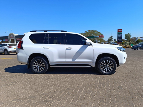 Toyota Land Cruiser Prado VX 2.8 GD-6 in Botswana
