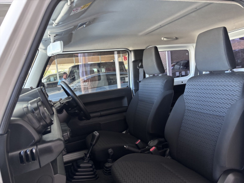 Suzuki JIMNY 1.5 GL in Botswana