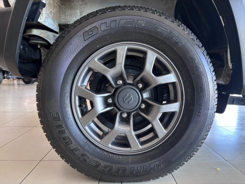 Suzuki JIMNY 1.5 GL in Botswana