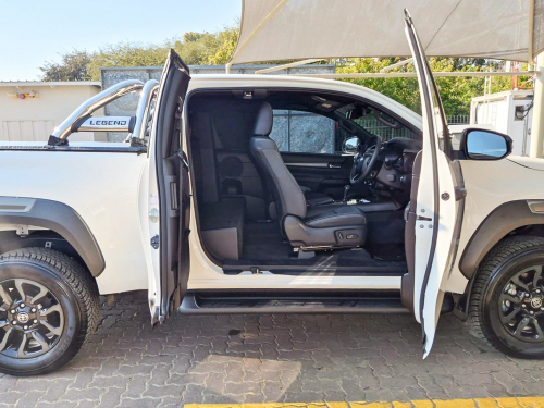 Toyota Hilux Xtra Cab in Botswana