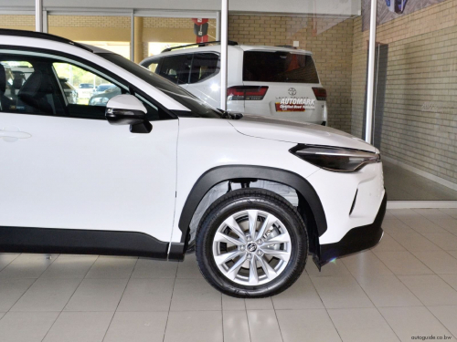 Toyota Corolla Cross 1.8 XS HEV A/T in Botswana