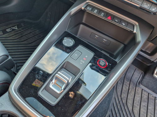 Audi RS3 Sportback Quattro S tronic in Botswana