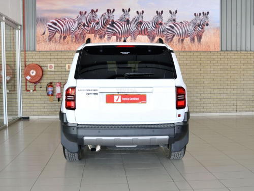 Toyota Prado 2.8GD TX in Botswana