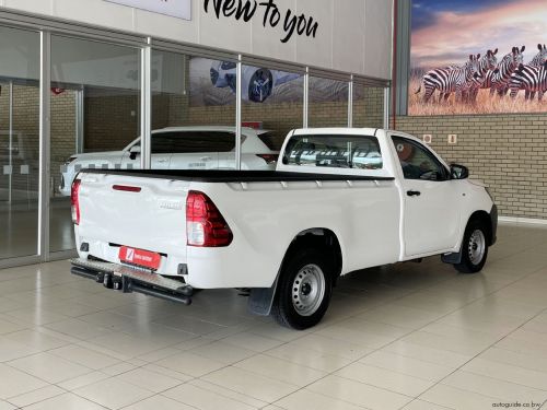 Toyota Hilux LWB 2.4L in Botswana