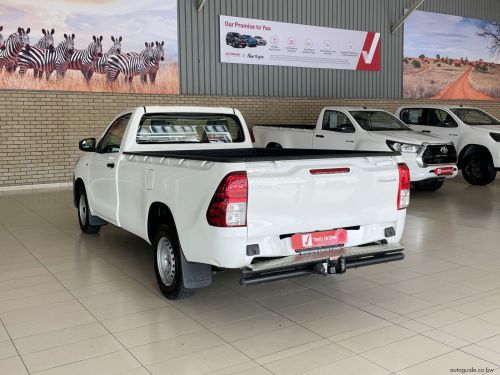 Toyota Hilux LWB 2.4L in Botswana