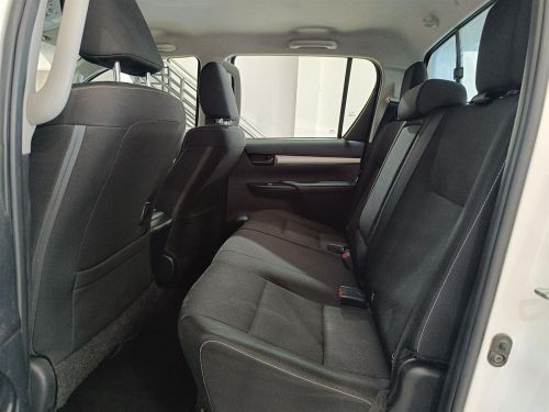 Toyota Hilux Raider GD-6 2.4 4x4 AT in Botswana